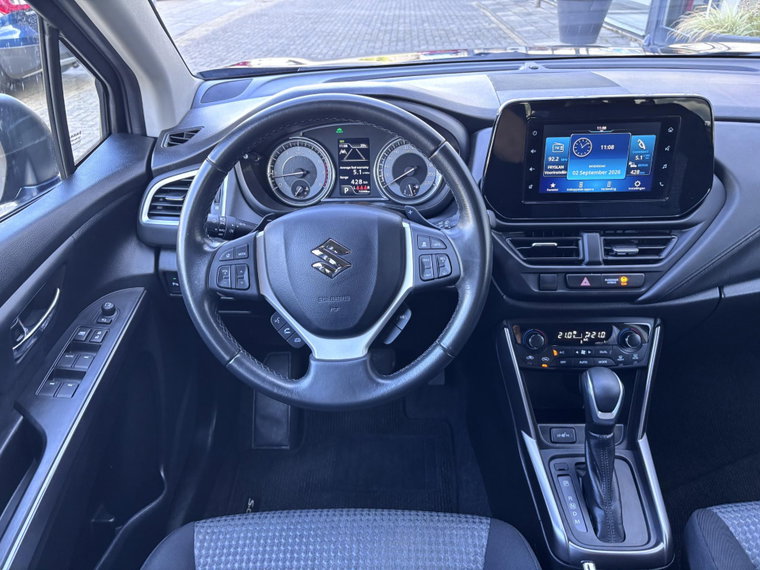 Vehicle Image 17