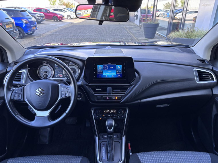 Vehicle Image 9