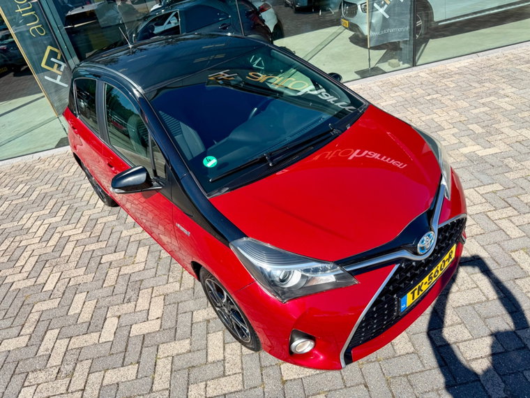 Vehicle Image 12