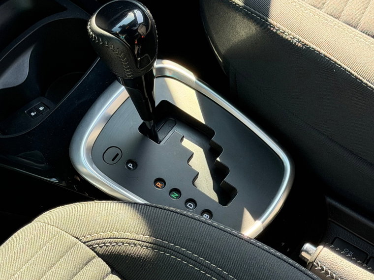 Vehicle Image 38