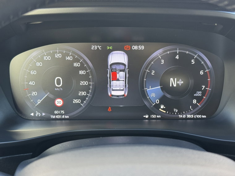 Vehicle Image 38