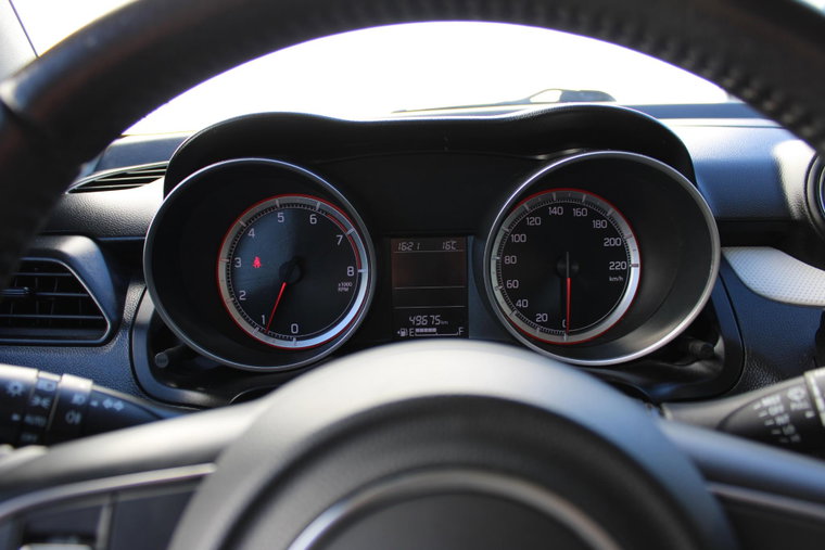 Vehicle Image 15