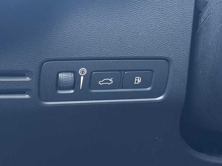 Vehicle Image 39