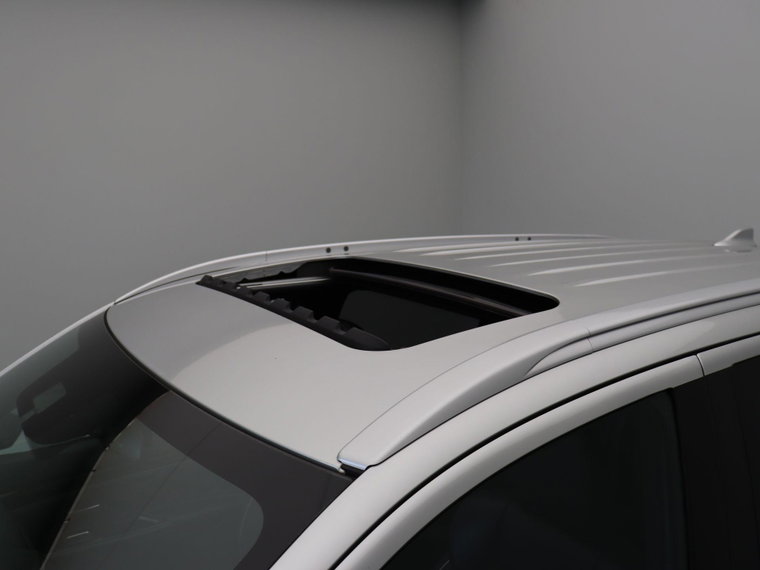 Vehicle Image 53