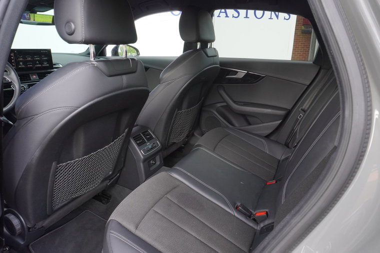 Vehicle Image 37