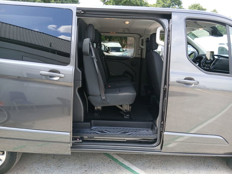 Vehicle Image 12