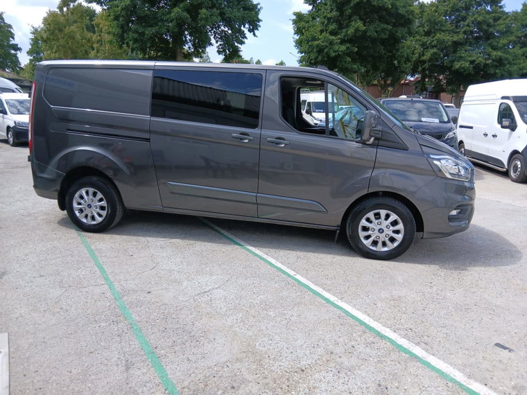Vehicle Image 11