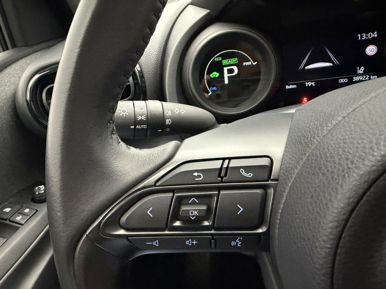Vehicle Image 19