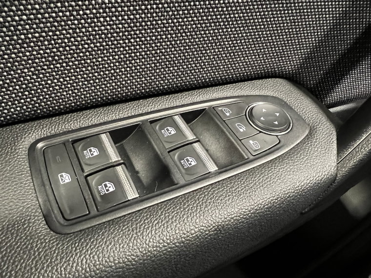 Vehicle Image 38