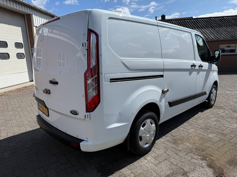 Vehicle Image 22
