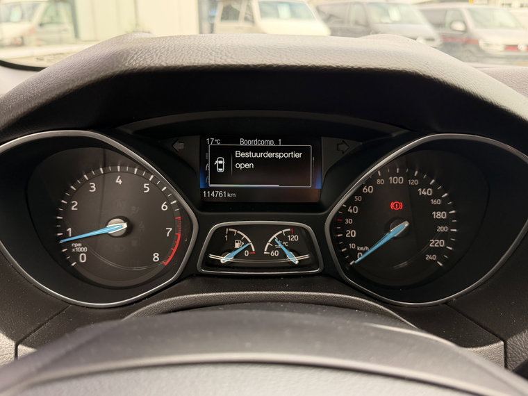 Vehicle Image 17