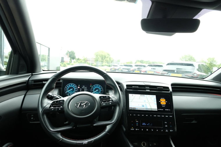 Vehicle Image 14