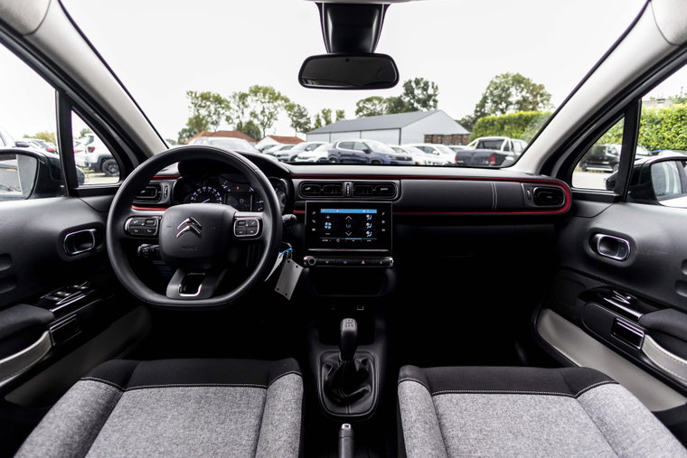 Vehicle Image 20