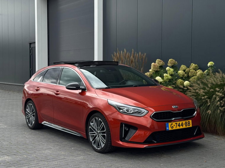 Vehicle Image 30