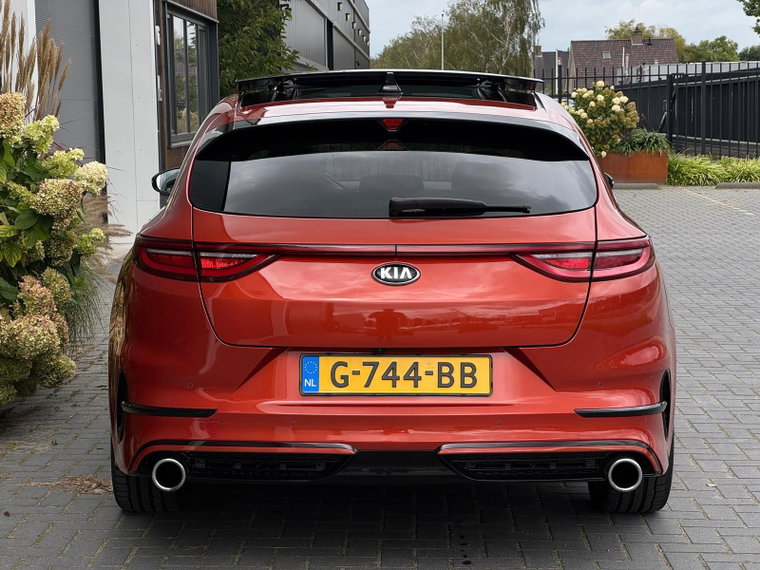 Vehicle Image 33