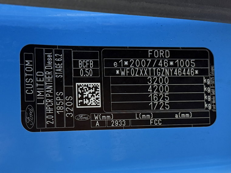 Vehicle Image 25