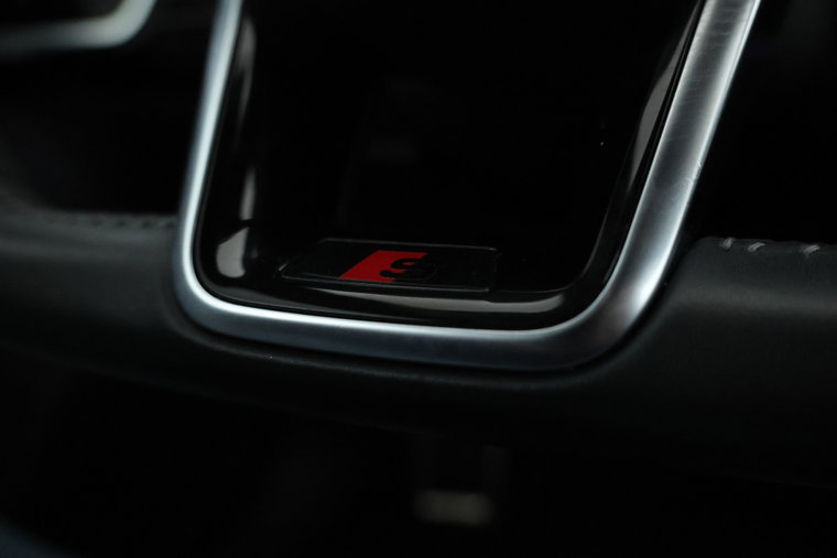 Vehicle Image 31