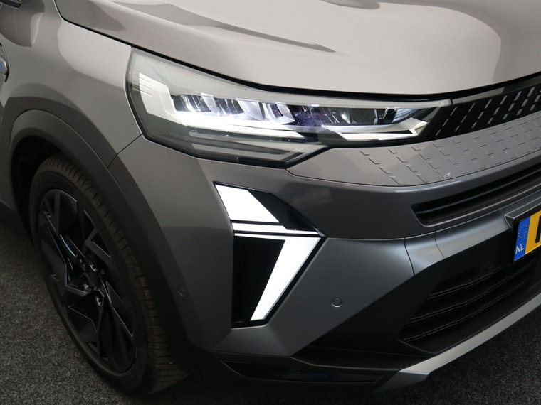 Vehicle Image 45