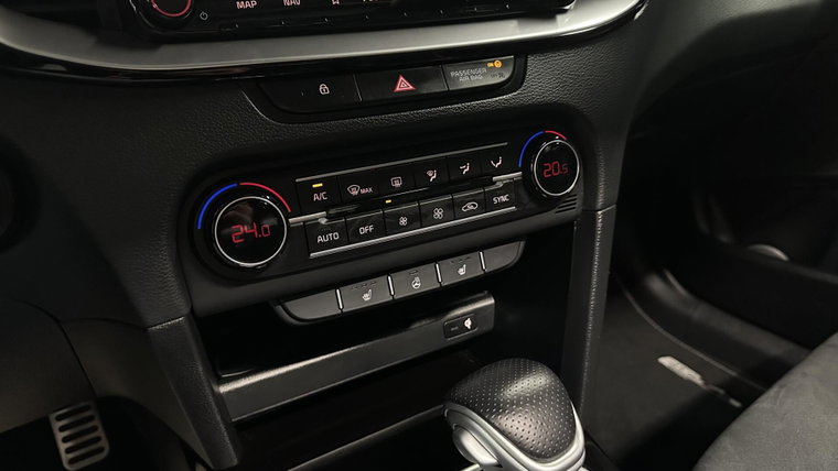Vehicle Image 53