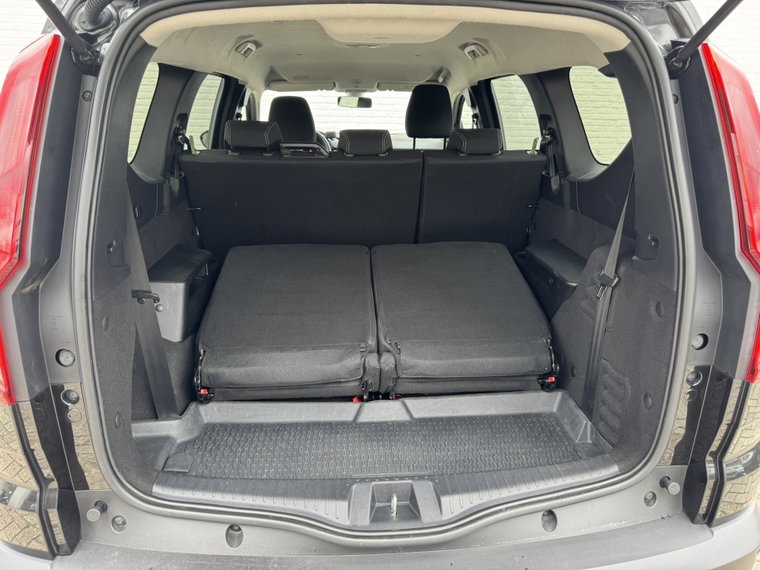 Vehicle Image 39