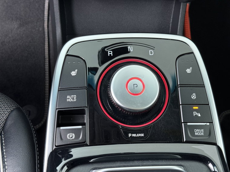 Vehicle Image 33