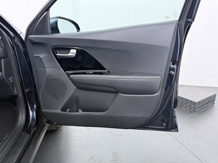 Vehicle Image 45