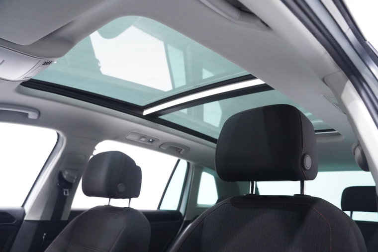 Vehicle Image 36