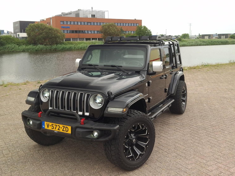 Vehicle Image 38