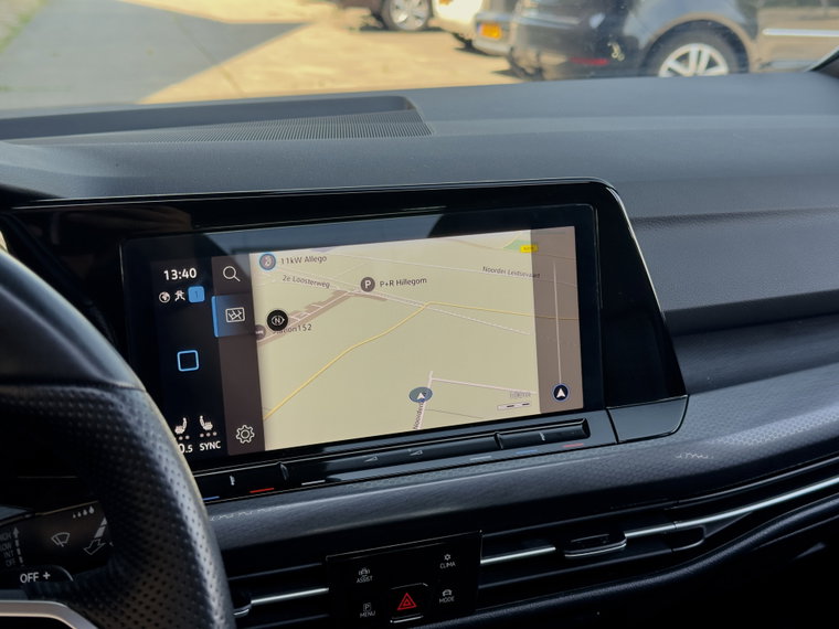 Vehicle Image 8