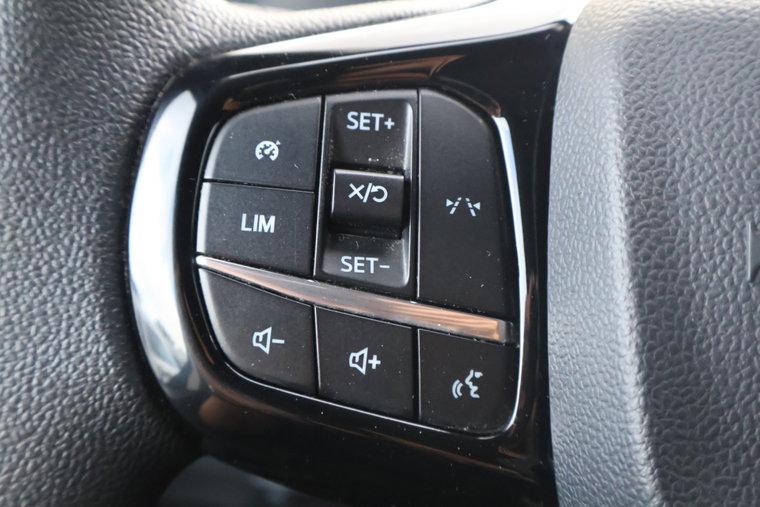 Vehicle Image 24