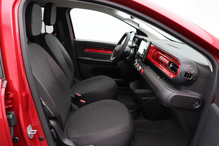 Vehicle Image 15