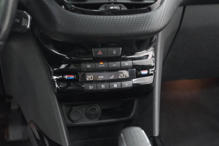 Vehicle Image 41