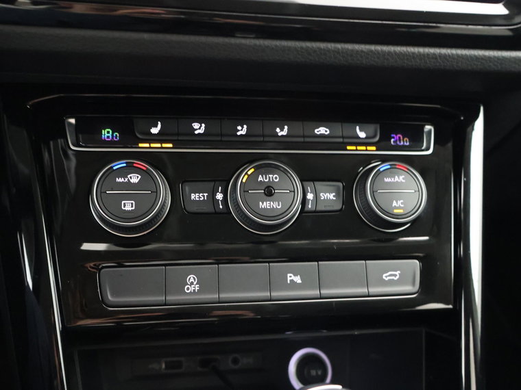 Vehicle Image 45