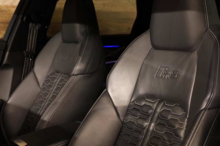 Vehicle Image 35