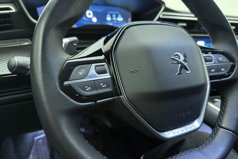 Vehicle Image 29