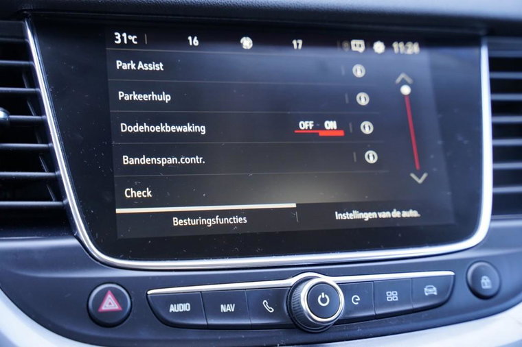 Vehicle Image 30
