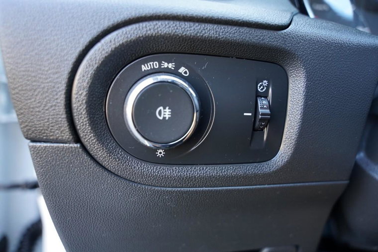 Vehicle Image 33