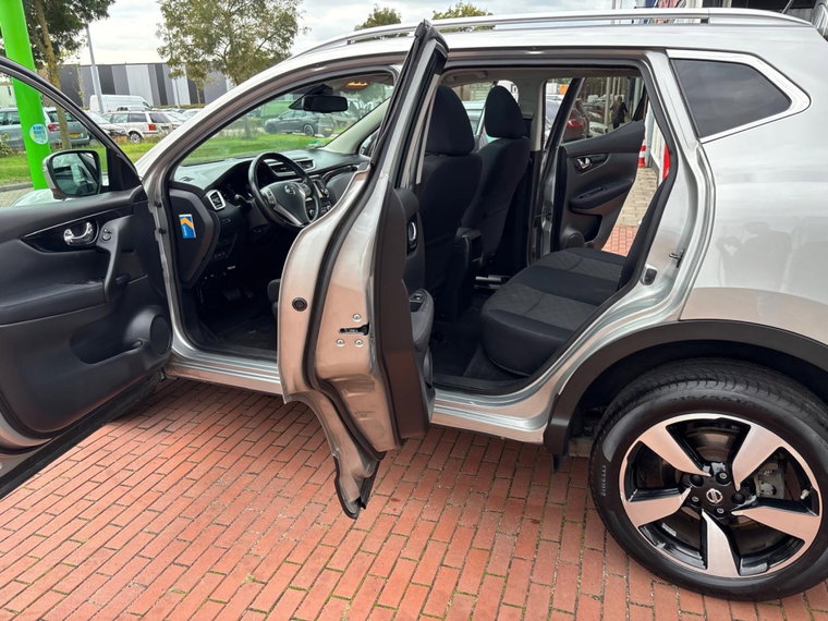 Vehicle Image 37