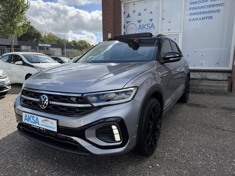 Vehicle Image 32
