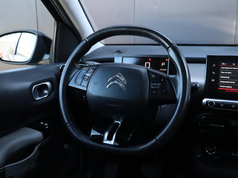 Vehicle Image 22