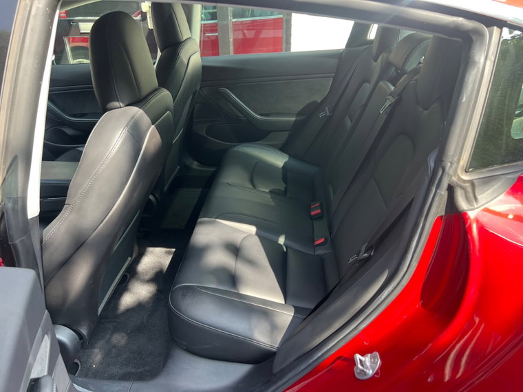 Vehicle Image 22
