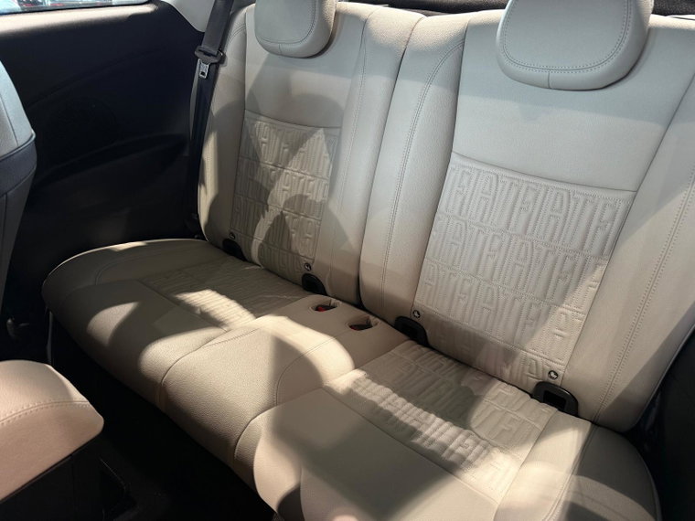 Vehicle Image 36