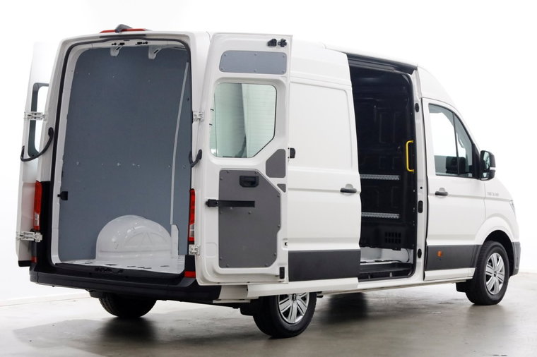 Vehicle Image 14