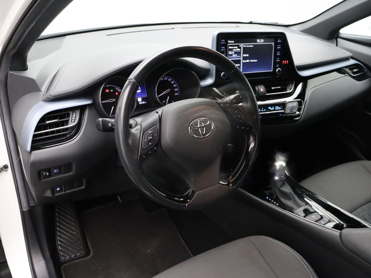 Vehicle Image 13