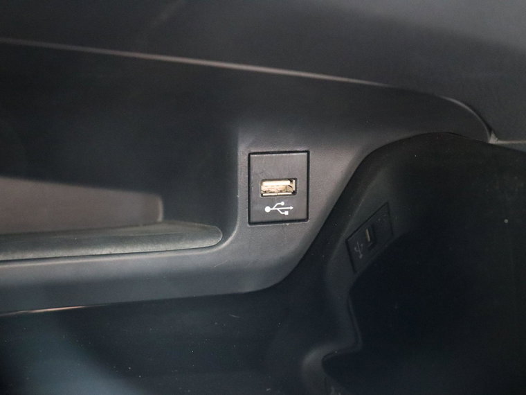 Vehicle Image 26