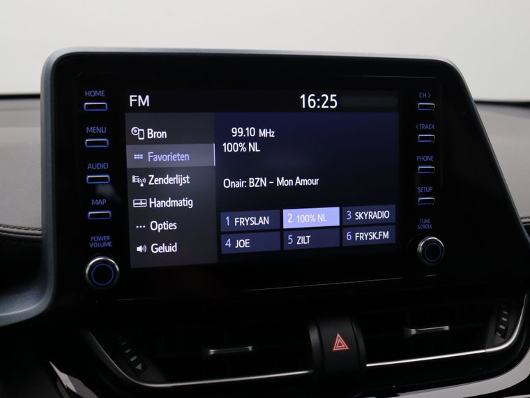 Vehicle Image 30
