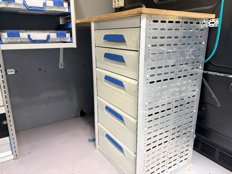 Vehicle Image 36