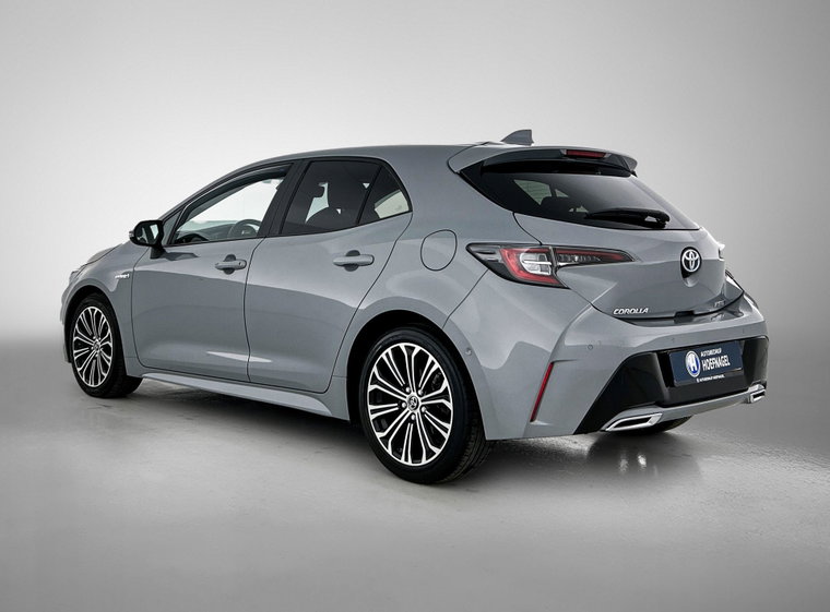 Vehicle Image 8