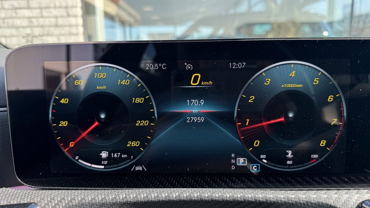 Vehicle Image 21