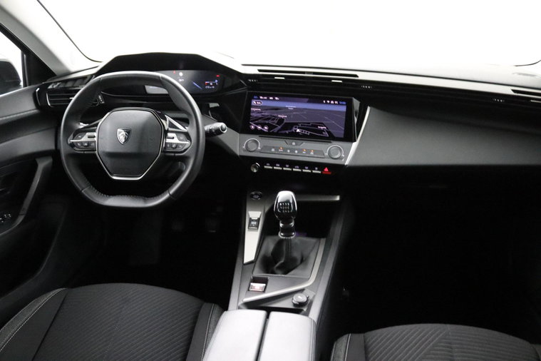 Vehicle Image 33